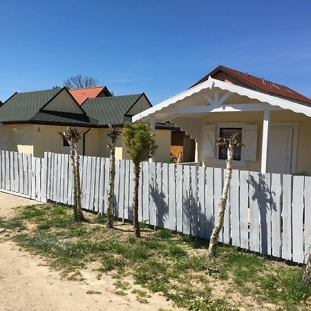 Hotel Domki Abiga Sianożęty Exteriér fotografie
